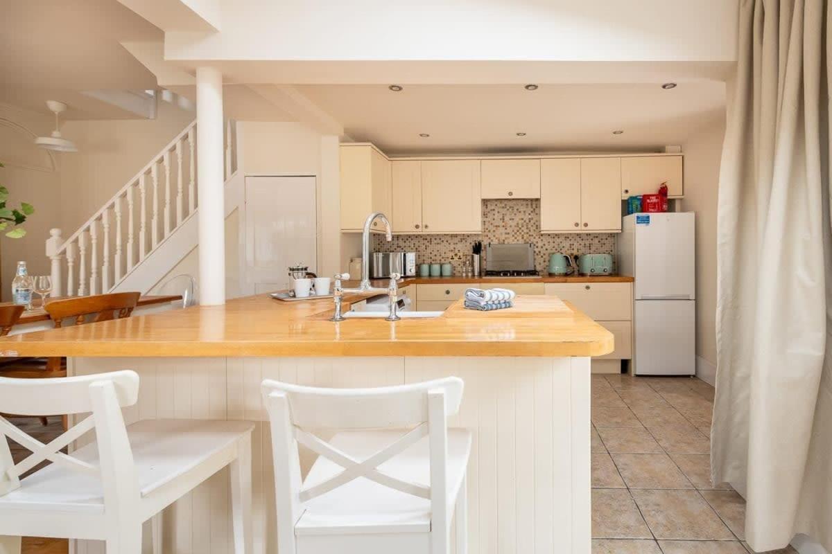 Peaceful Oasis 3 Beds House With Garden And Parking Holiday home