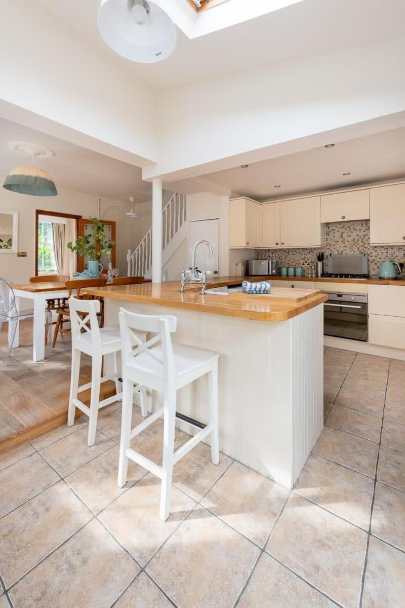 Peaceful Oasis 3 Beds House With Garden And Parking * Cambridge (Cambridgeshire)